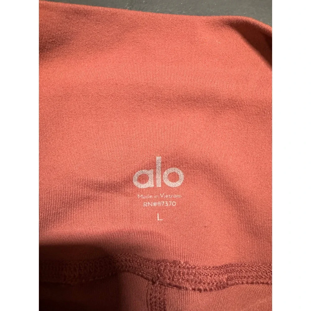 ALO Yoga alo yoga